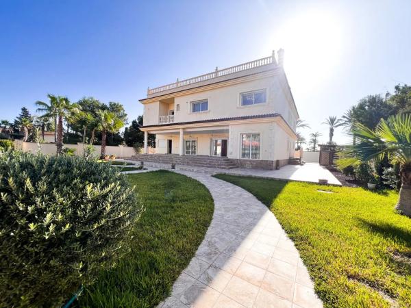 Casa independiente en calle Jaloque, 3