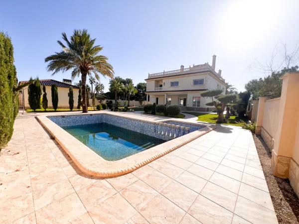 Casa independiente en calle Jaloque, 3