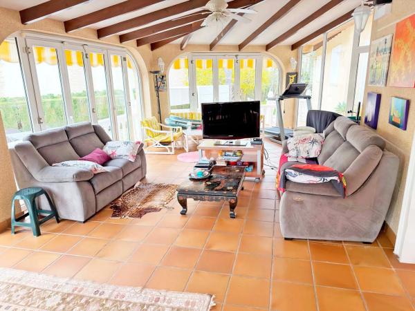 Casa independiente en avenida del Cabo