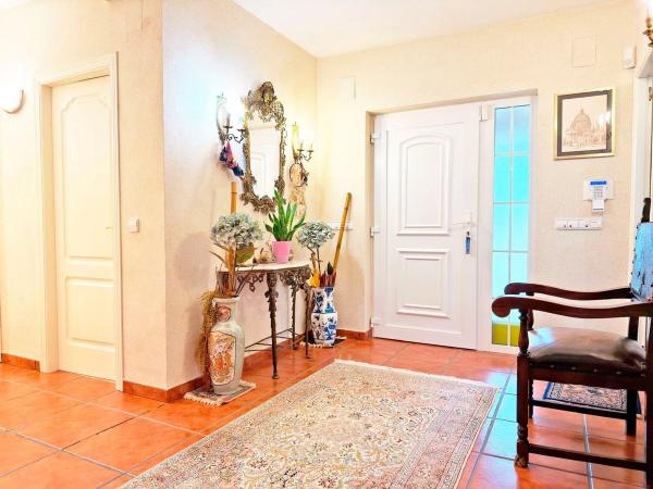 Casa independiente en avenida del Cabo