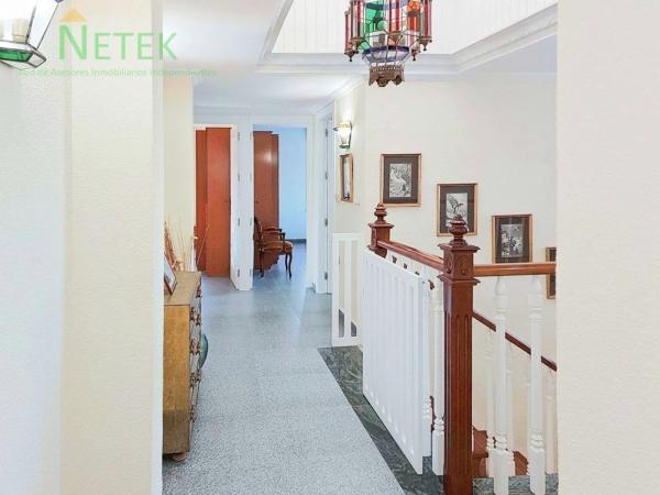 Casa independiente en calle la Quilla, 20 -32