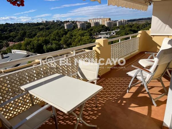 Piso en Barrio Campoamor