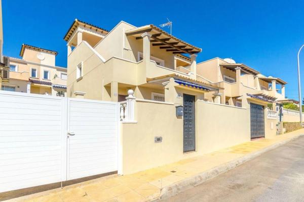 Chalet en Barrio Campoamor