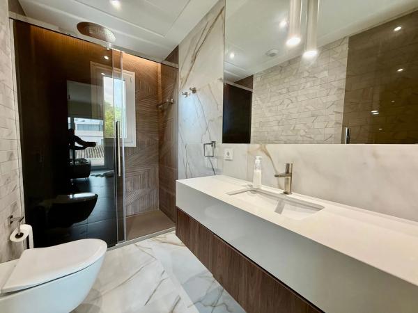 Casa independiente en calle Miguel Hernández, 13