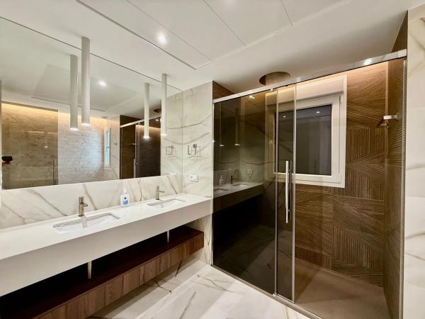 Casa independiente en calle Miguel Hernández, 13