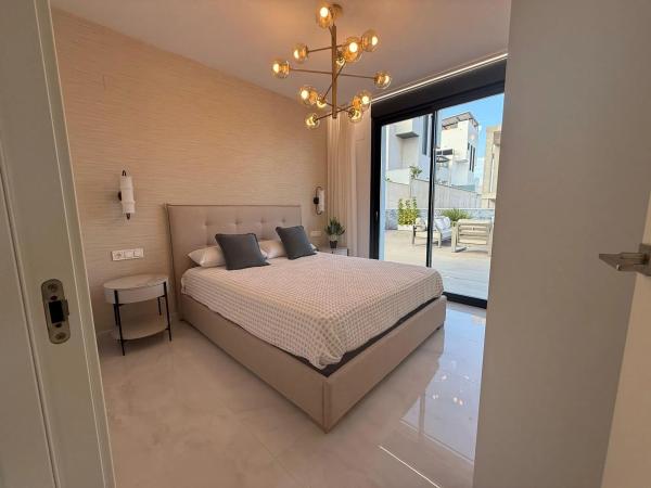 Casa independiente en calle Sector y-1 Campoa-Sector Nort, 84