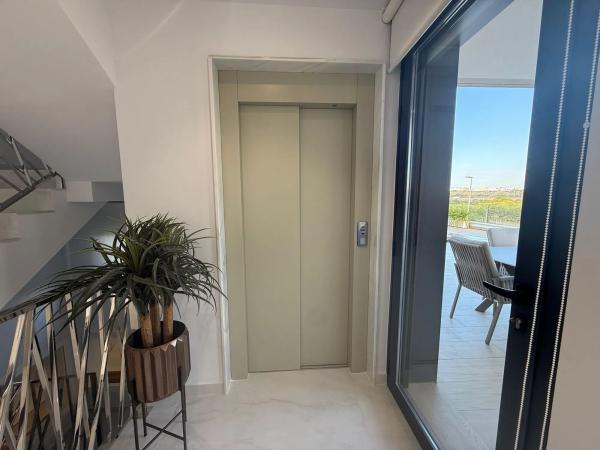 Casa independiente en calle Sector y-1 Campoa-Sector Nort, 84