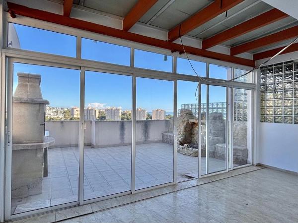 Dúplex en calle Rube Darío Cmor