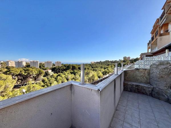 Dúplex en calle Rube Darío Cmor