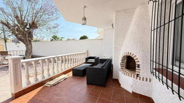 Chalet en calle Isla Formentera