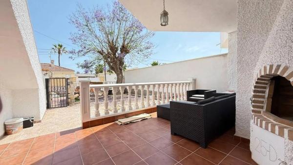 Chalet en calle Isla Formentera