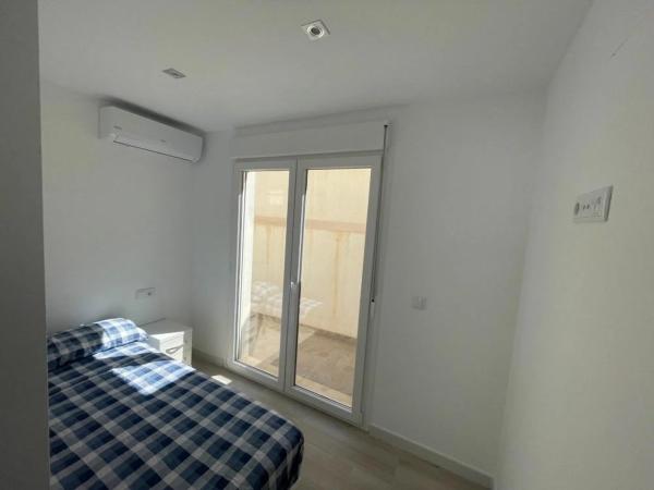 Casa independiente en calle Isla Cabrera, 21