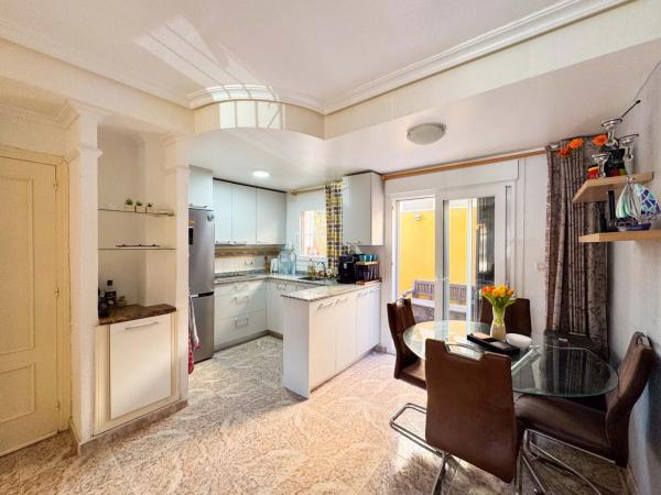 Chalet en Barrio La Regia