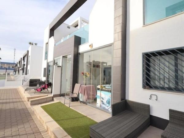 Casa independiente en calle Lapislázuli, 33