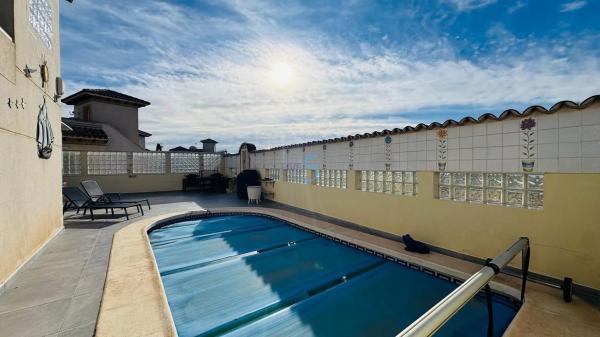 Chalet en Barrio La Zenia