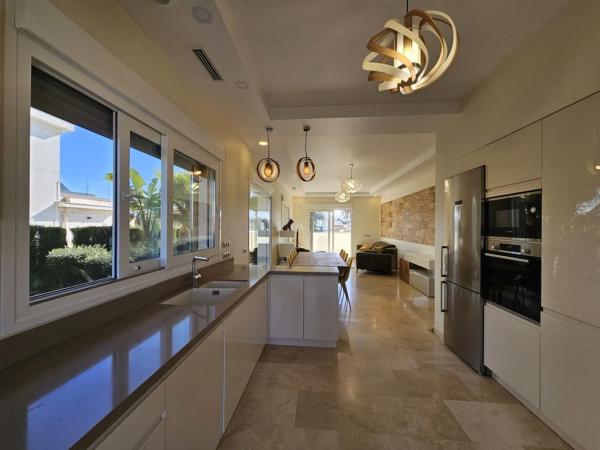 Chalet en Barrio La Zenia