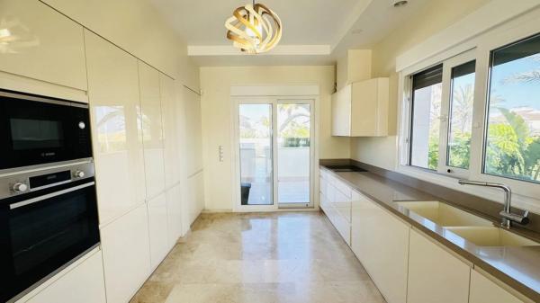 Chalet en Barrio La Zenia