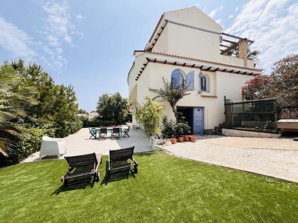 Chalet en Barrio La Zenia