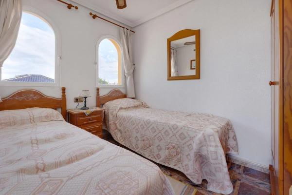 Chalet en calle Hita