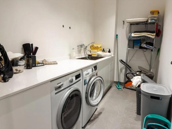 Casa independiente en Residencial Madroño, Las Colinas