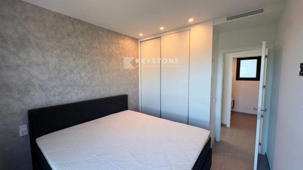 Ático en Barrio Las Colinas Golf