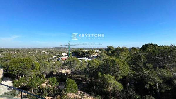 Ático en Barrio Las Colinas Golf