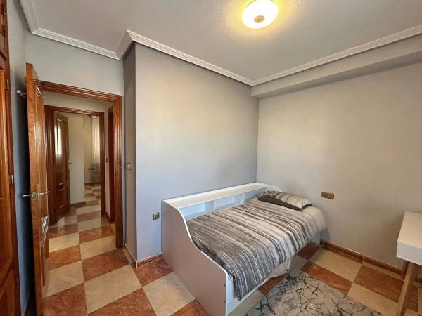 Ático en calle Cabo de Gata, 10