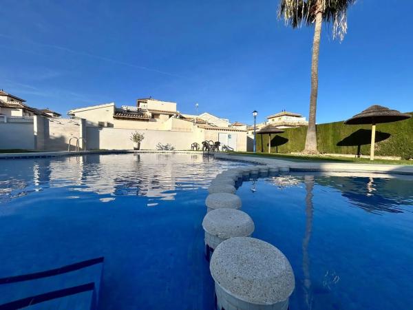 Ático en calle Cabo de Gata, 10