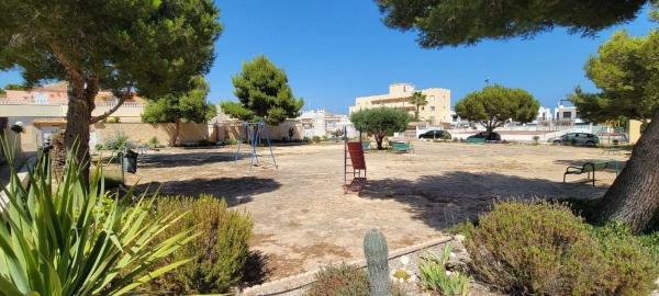 Piso en Barrio Lomas de Cabo Roig-Los Dolses