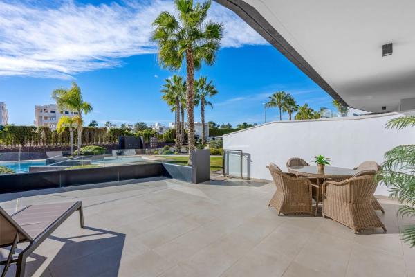 Piso en Barrio Lomas de Cabo Roig-Los Dolses