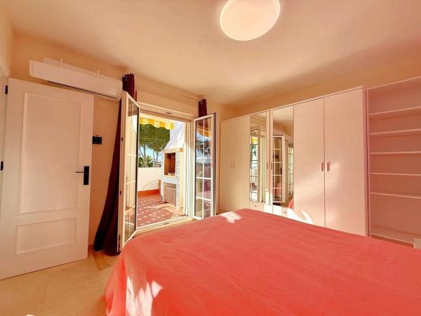 Chalet en Barrio Lomas de Cabo Roig-Los Dolses