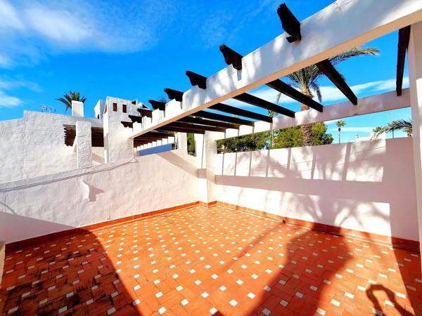 Chalet en Barrio Lomas de Cabo Roig-Los Dolses