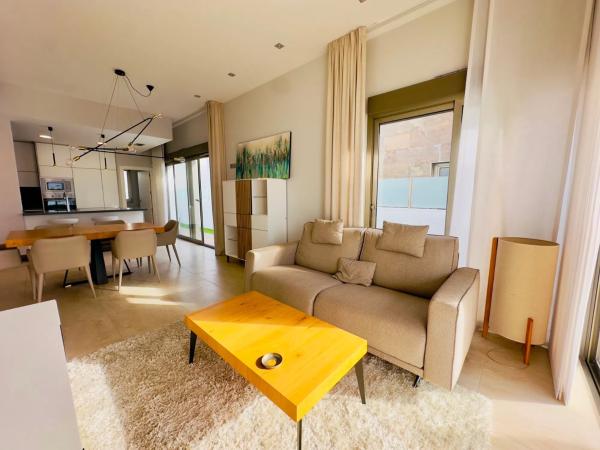 Casa independiente en calle Abubilla