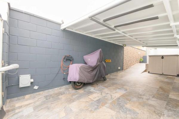 Casa independiente en calle Cabo de Gata