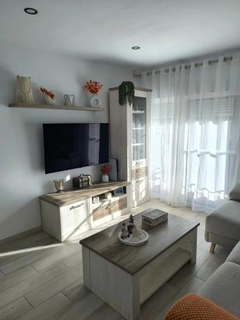 Chalet pareado en avenida de las Nereidas, 1