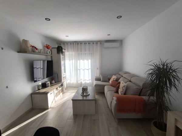 Chalet pareado en avenida de las Nereidas, 1