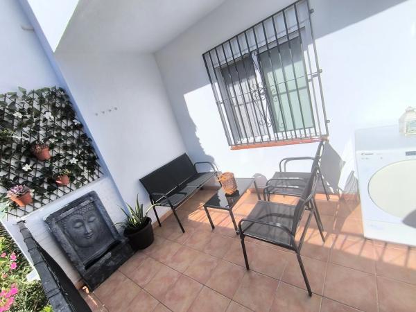 Chalet pareado en avenida de las Nereidas, 1