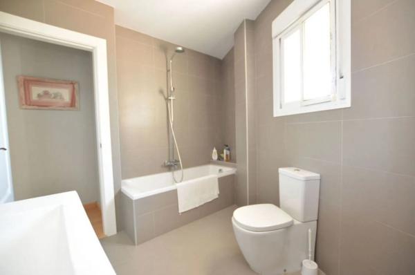 Casa independiente en avenida las golondrinas