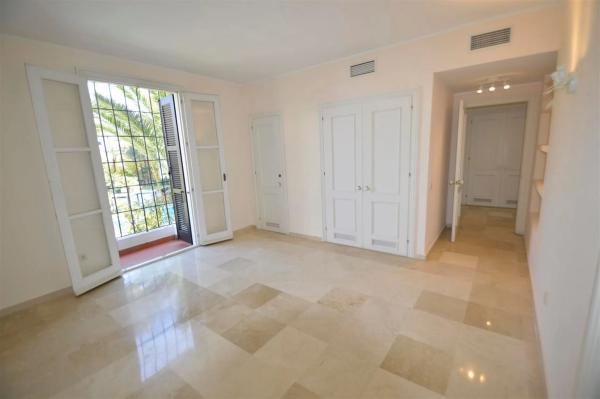 Piso en Lugar Urbanizacion Jardines de las Golondrinas, 1 C