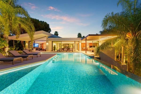 Casa independiente en avenida 5