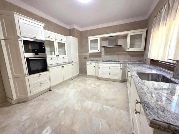 Casa independiente en camino Vial