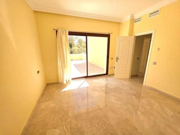 Casa independiente en camino Vial