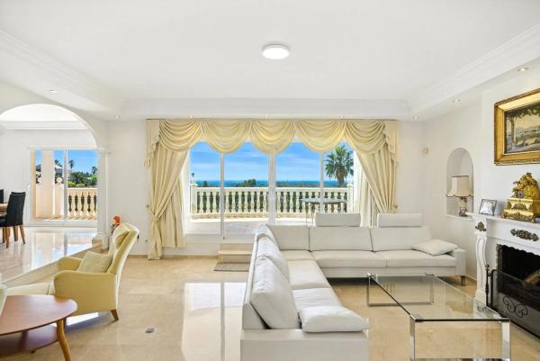 Casa independiente en Urbanización Calle Ciudad de los Periodistas