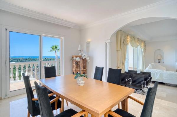 Casa independiente en Urbanización Calle Ciudad de los Periodistas