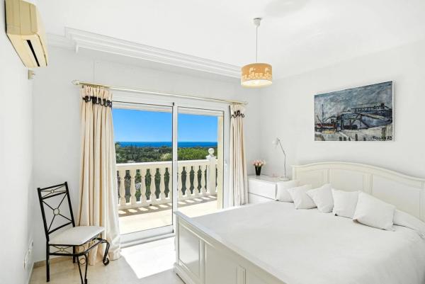 Casa independiente en Urbanización Calle Ciudad de los Periodistas