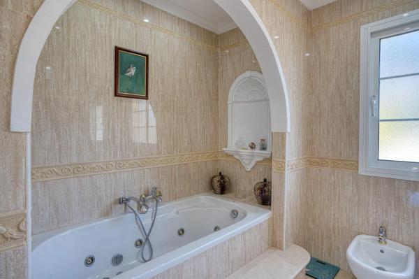 Casa independiente en Urbanización Calle Ciudad de los Periodistas