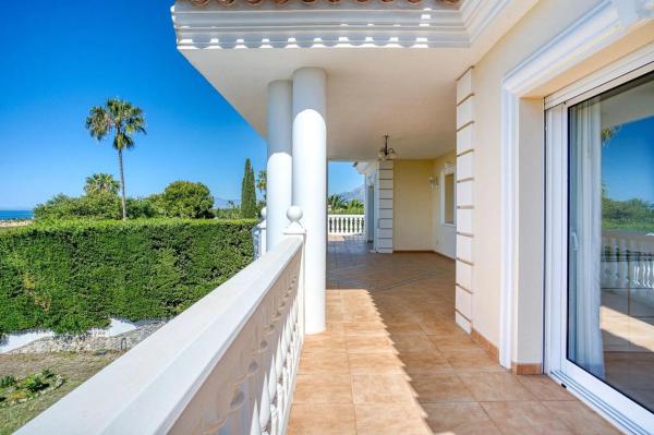 Casa independiente en Urbanización Calle Ciudad de los Periodistas