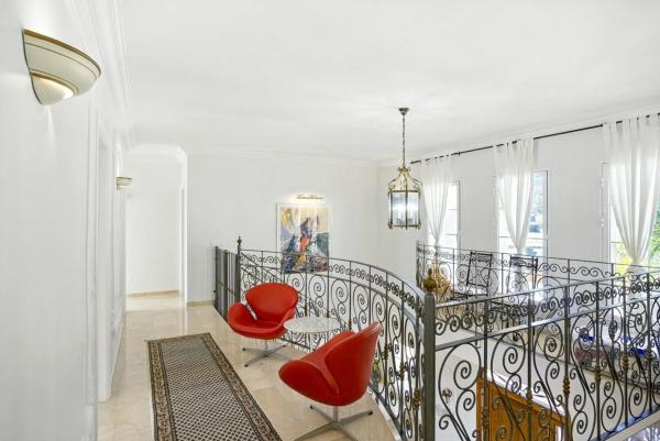 Casa independiente en Urbanización Calle Ciudad de los Periodistas