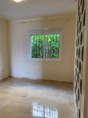 Piso en Urbanización Elviria, 3