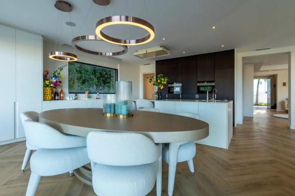 Casa independiente en avenida de los Alisos, 65